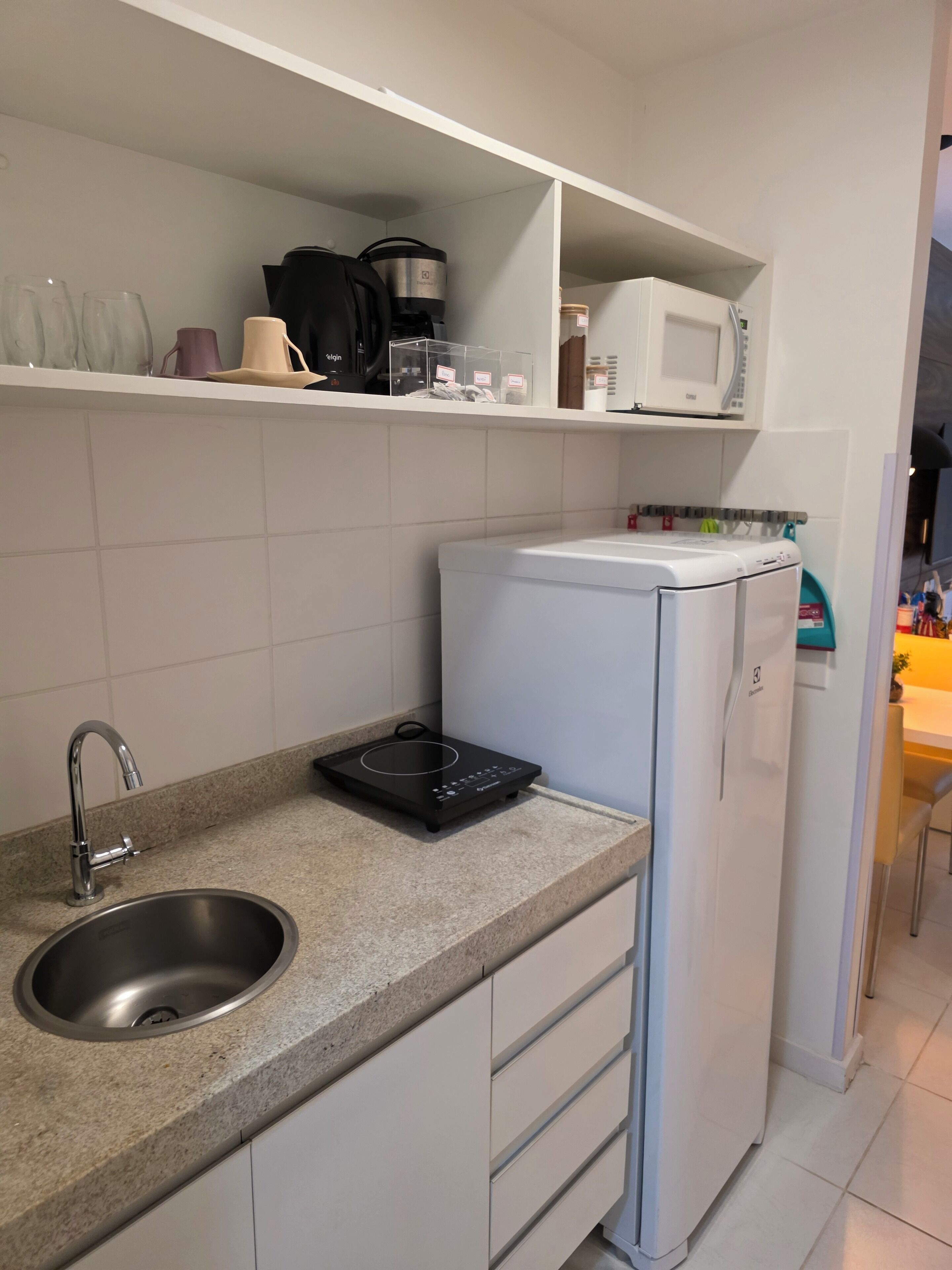Premium Loft, City View | Private kitchen | Full-size fridge, microwave, stovetop, cookware/dishes/utensils