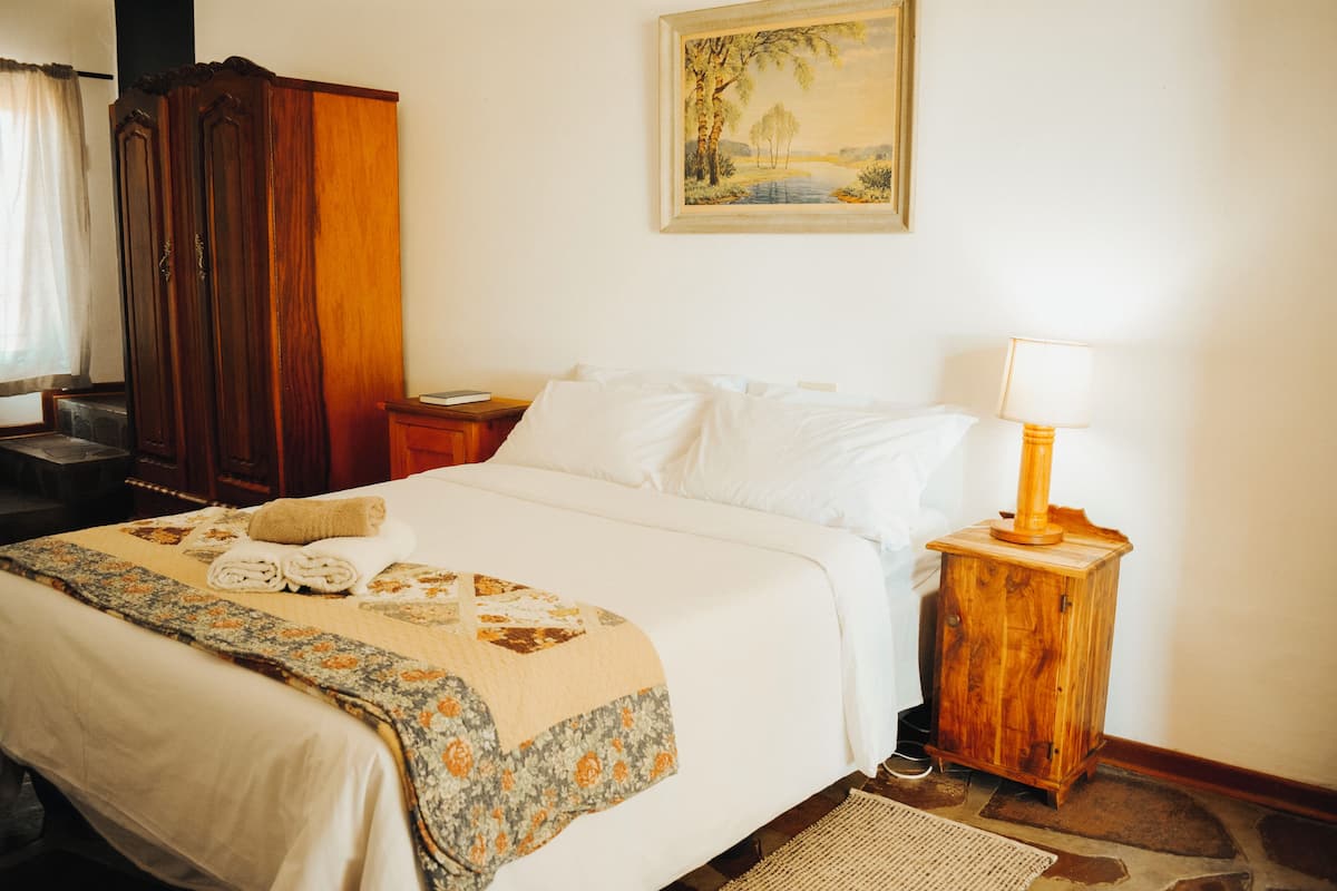 Décoration personnalisée, ameublement personnalisé, draps fournis