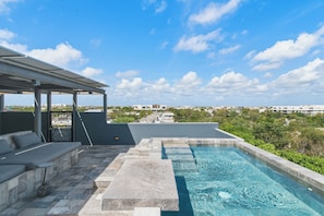 Villa (4 Bedrooms) | Interior