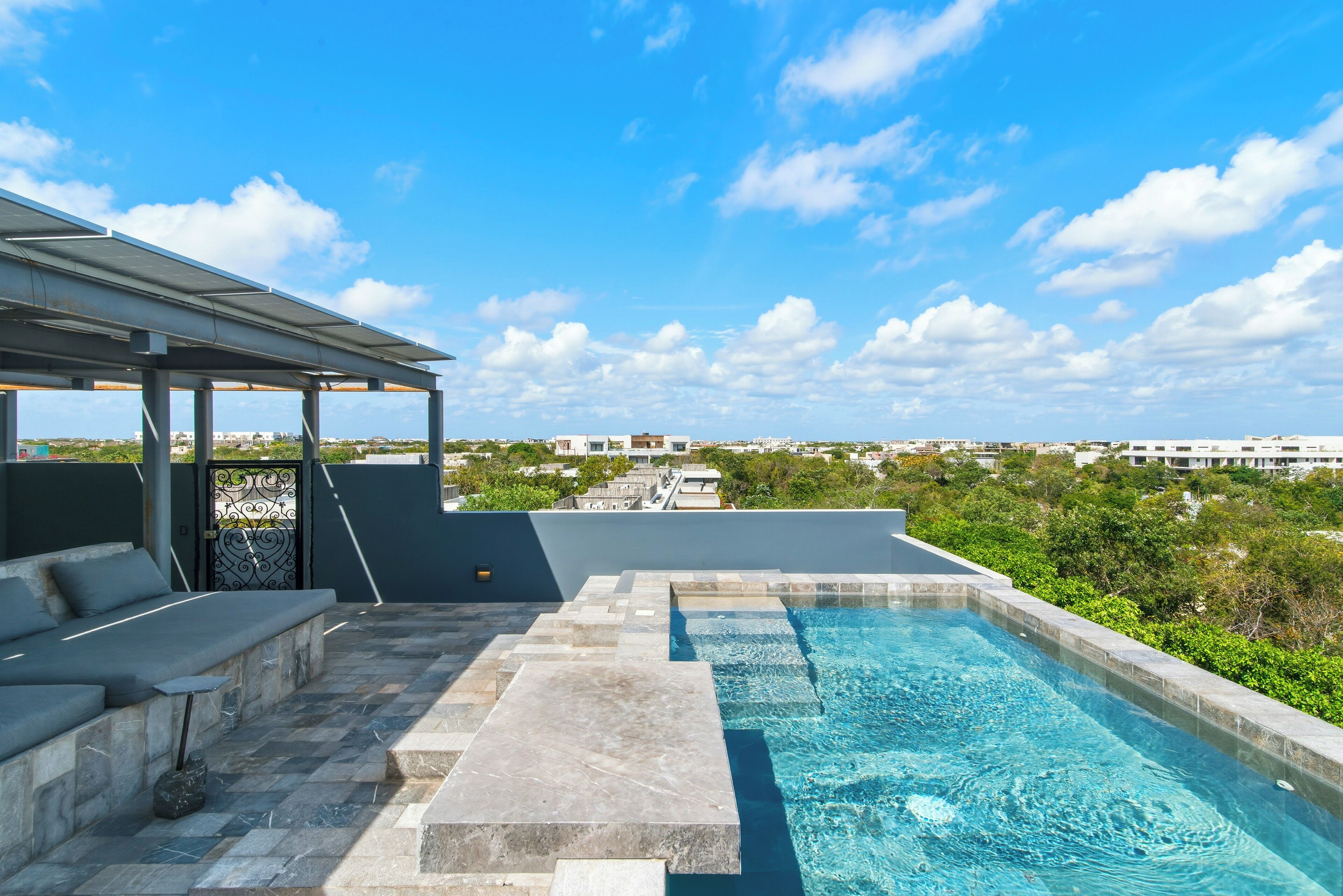 Villa (4 Bedrooms) | Interior