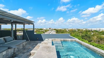 Villa (4 Bedrooms) | Interior