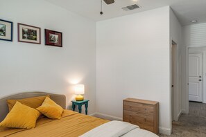 House (1 Bedroom) | Interior