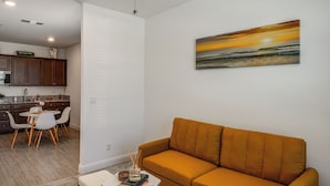 Unclassified image, 3 of 20, button - 1BR Guest House w/ Private Entrance and Laundry (Bakersfield)