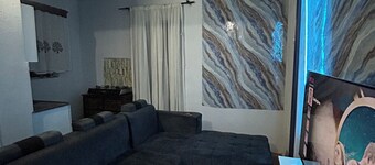 Awesome 1-bedroom bed & breakfast in vibrant Harare