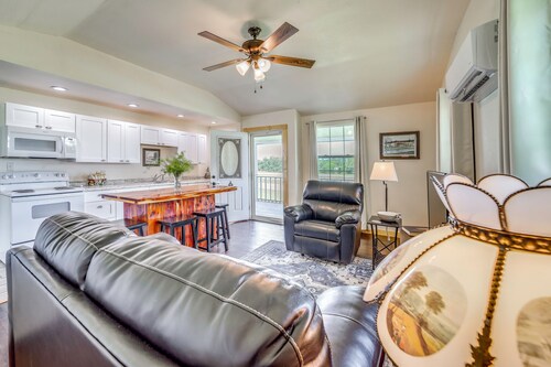 Recently Remodeled Route 66 Retreat! Claremore Gem