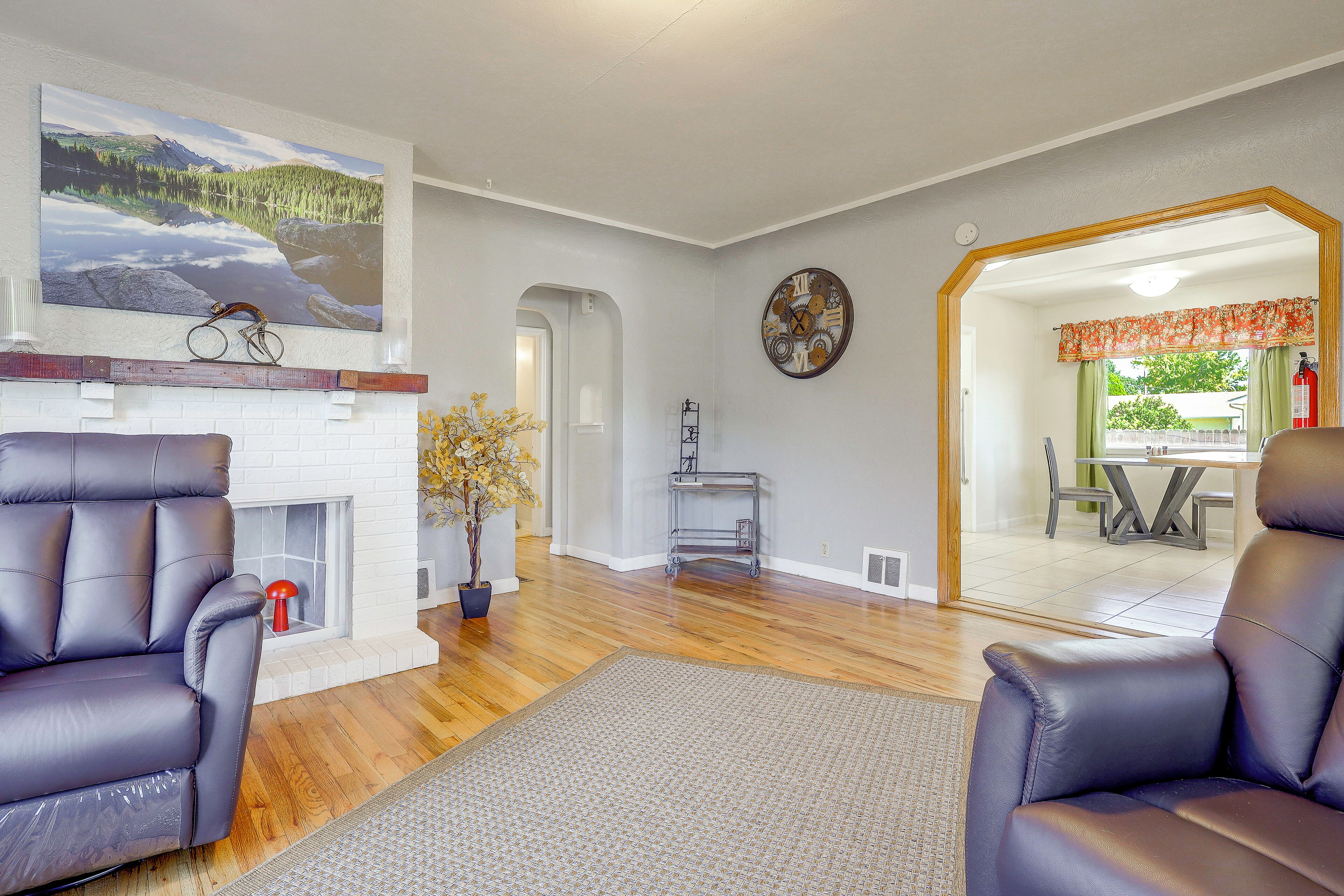 House (2 Bedrooms) | Interior