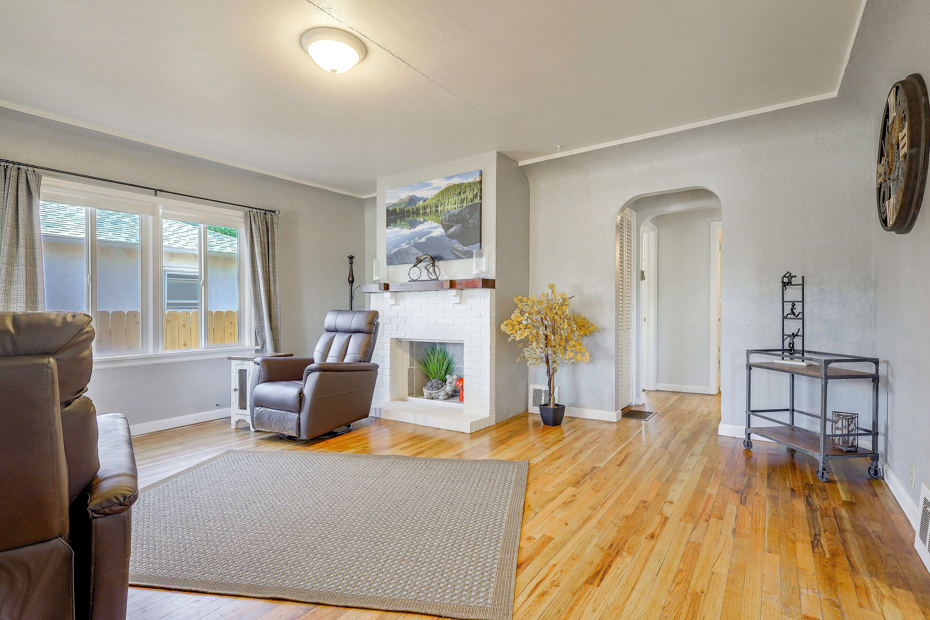 House (2 Bedrooms) | Interior