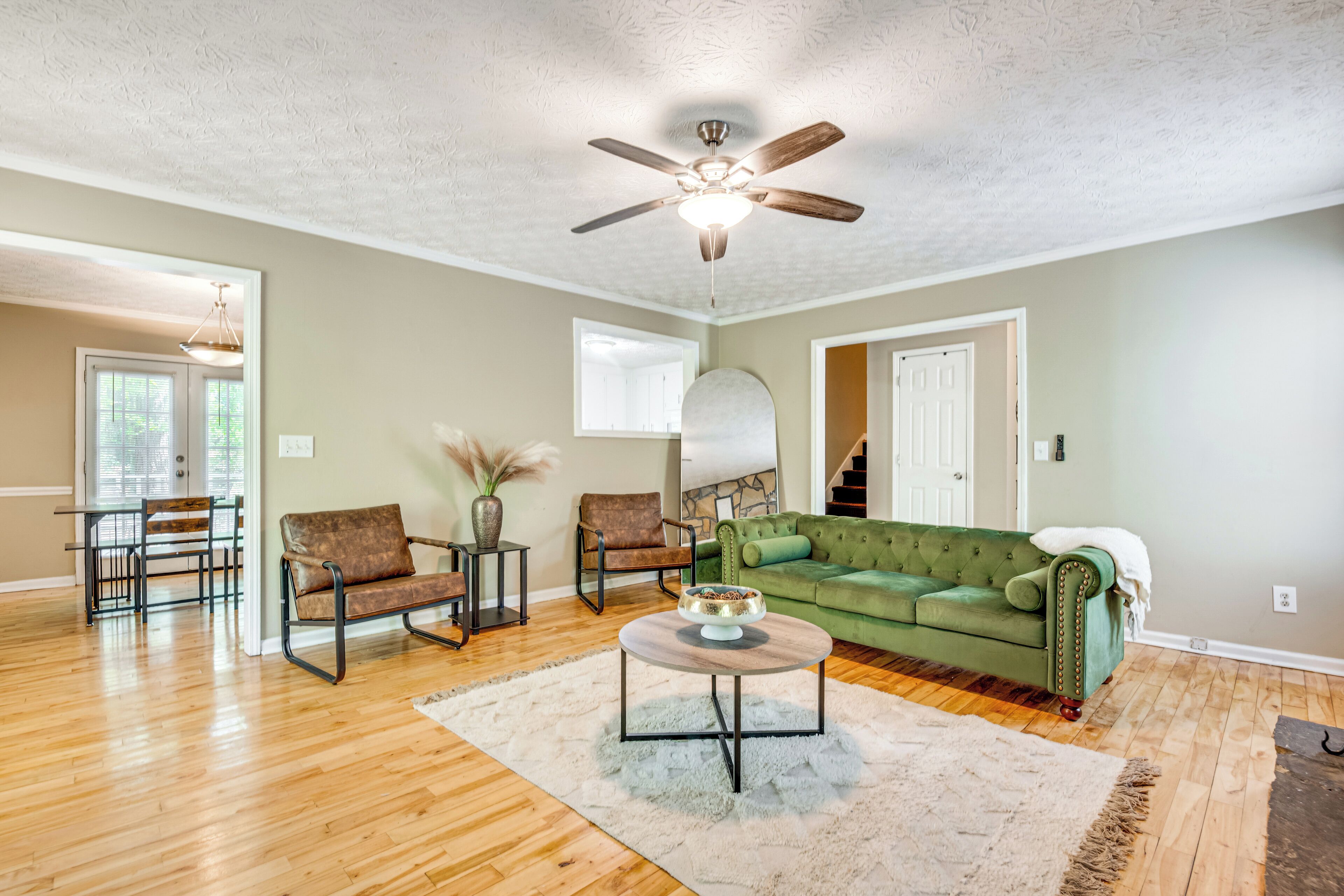 House (4 Bedrooms) | Front of property