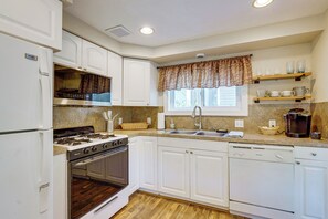 House (3 Bedrooms) | Bahagian dalam