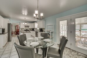 House (5 Bedrooms) | Interior - Spacious Sinking Spring Home w/ Outdoor Oasis! (Sinking Spring)