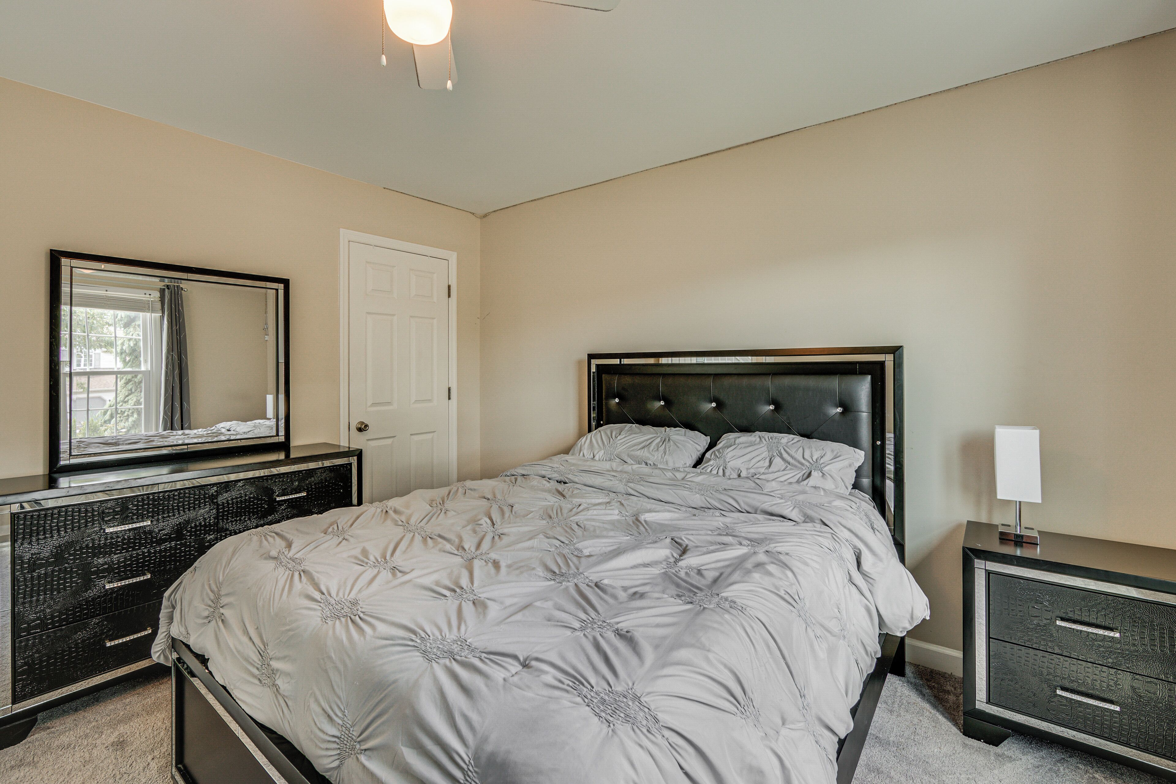 House (5 Bedrooms) | Interior