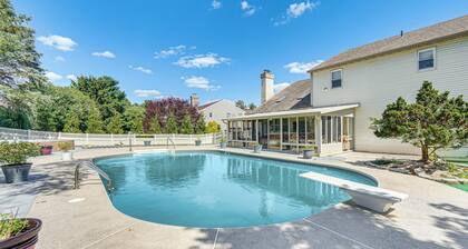 Spacious Sinking Spring Home w/ Outdoor Oasis!