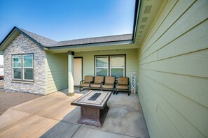 House (3 Bedrooms) | Interior - < 1 Mi to Potholes State Park! Family-friendly Gem (Othello)