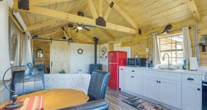 Wyoming Cabin Escape: Panoramic Mountain Views!