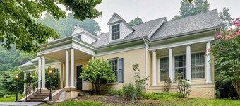 Spacious Mechanicsburg Home: Ski, Hike & Celebrate