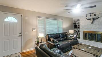 House (Multiple Bedrooms) | Interior