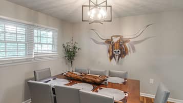 House (Multiple Bedrooms) | Interior