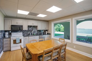 Apartment (3 Bedrooms) | Interior - Cast & Relax! Lake Greenwood Stay w/ Dock Access (Chappells)