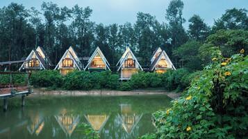 Villa, Balcony, Lake View | Exterior