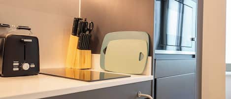 Microwave, oven, stovetop, electric kettle