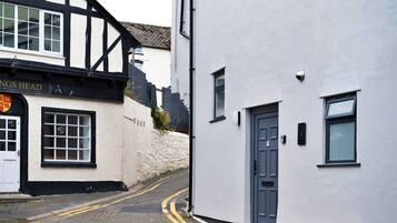 House | Exterior