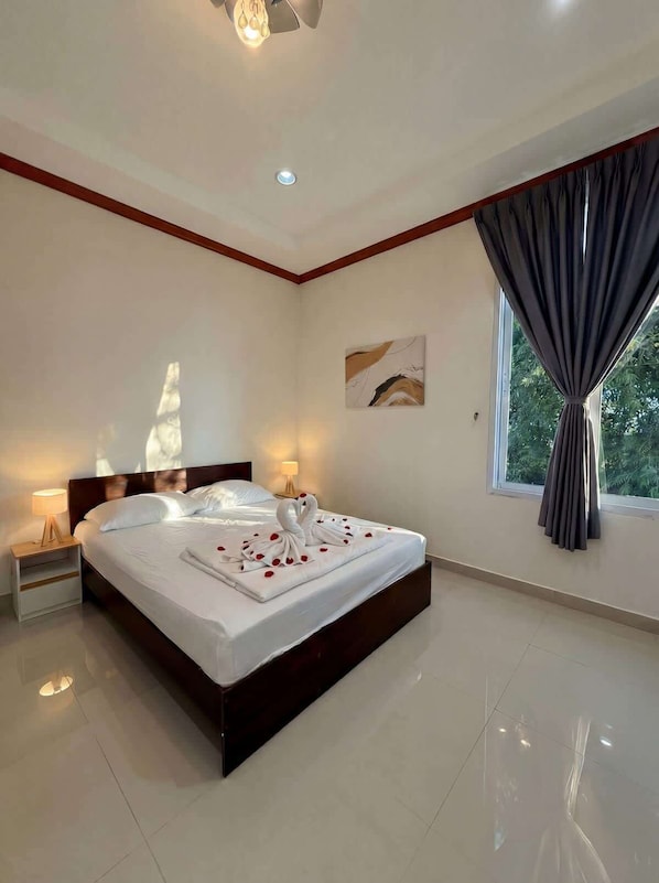2 bedrooms, WiFi, bed sheets