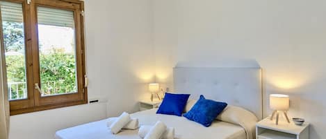 3 bedrooms, WiFi (free)