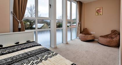 Stunning Bamburgh Coast Apartment