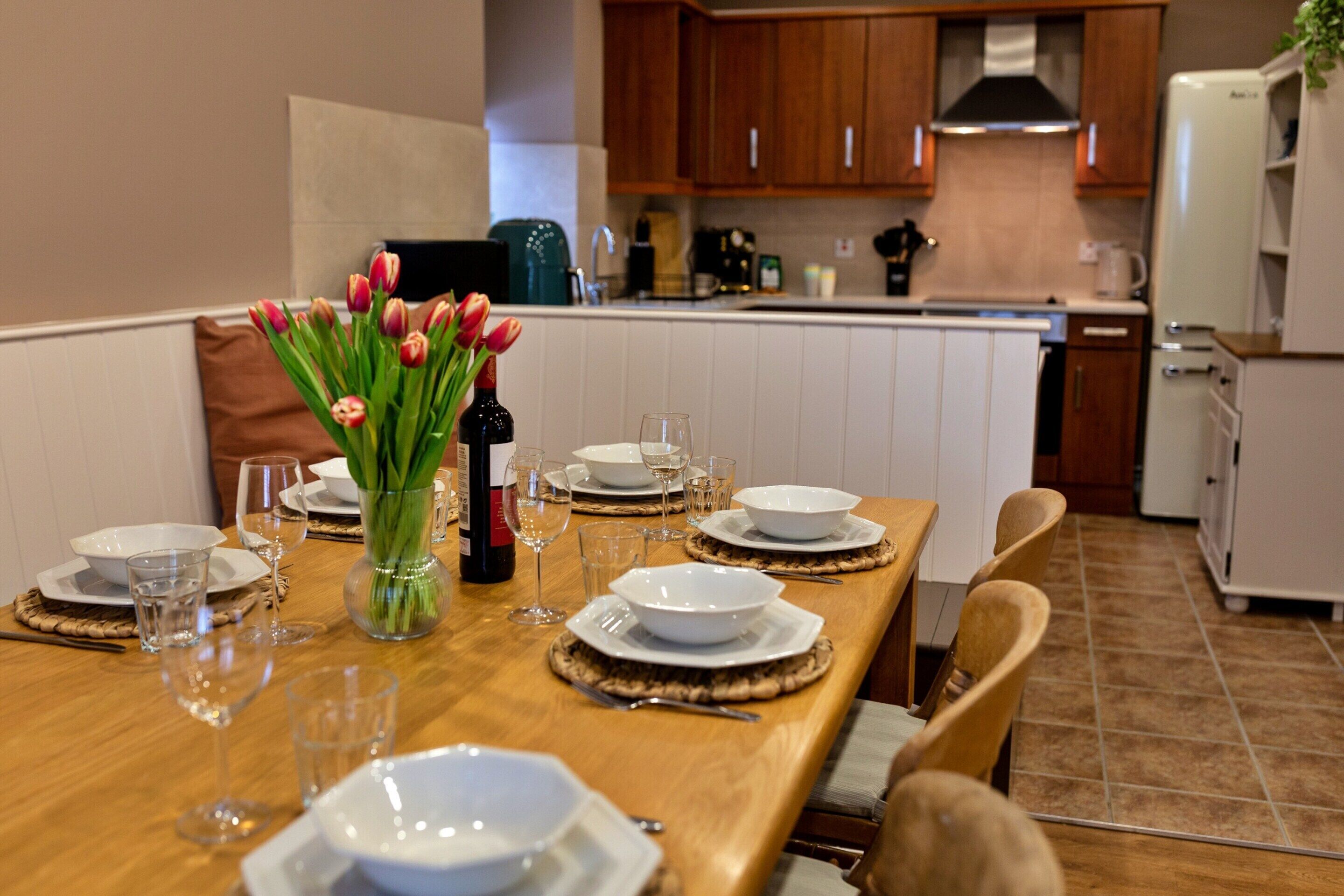 Apartment | Dining