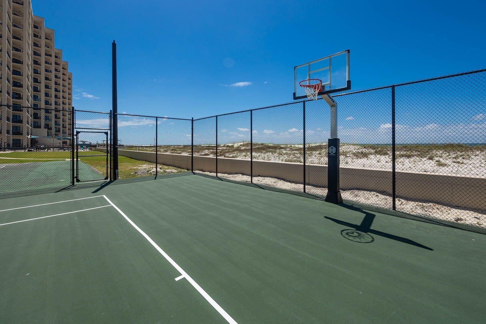 Condo, 1 Bedroom | Sports court