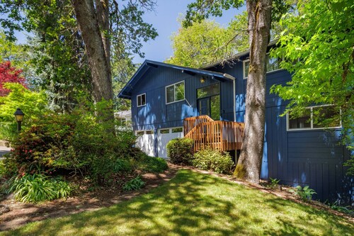 Wake Robin House - Comfortable & Close To Campus 4 Bedroom Home