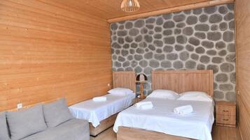 Quartos à prova de som, ferros/tábuas de passar roupa, Wi-Fi de cortesia