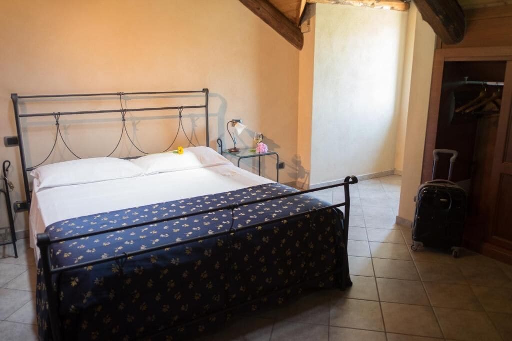 Deluxe Double Room | In-room safe, desk, blackout drapes, WiFi (free)