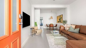 Unclassified image, 4 of 40, button - 44 Adelaide Street (Surry Hills)