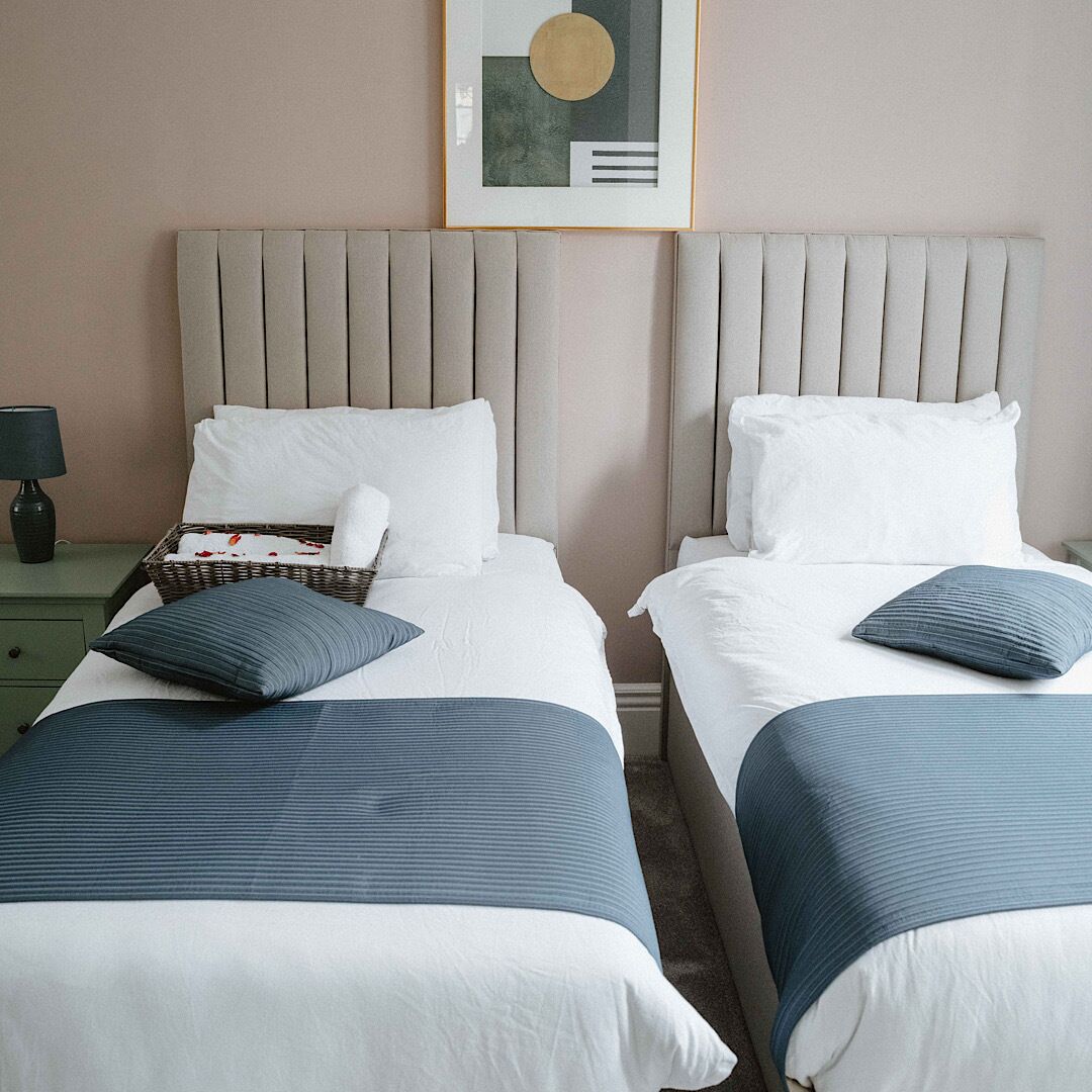 1 chambre, fer et planche à repasser, accès Internet, draps fournis