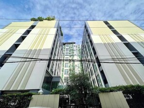 Exterior - Vrbo Property (Krung Thep Maha Nakhon)