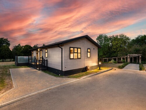 Resort Chalet Near Golf