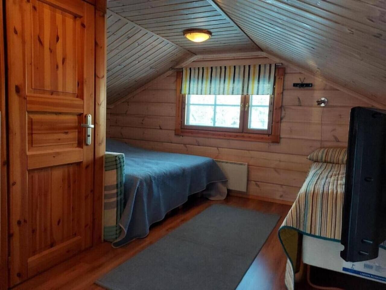 2 dormitorios, tabla de planchar con plancha, wifi