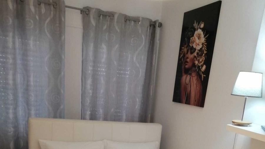 Chalas Bedroom Nazaré