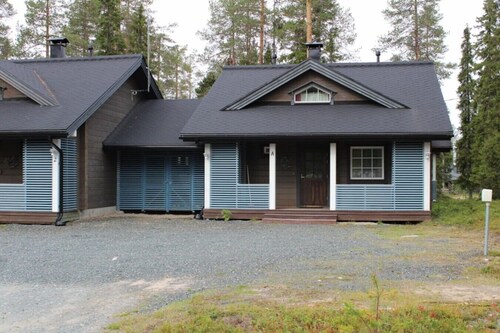 Rukasoihtu A | 2BR Cabin with Sauna & Fireplace