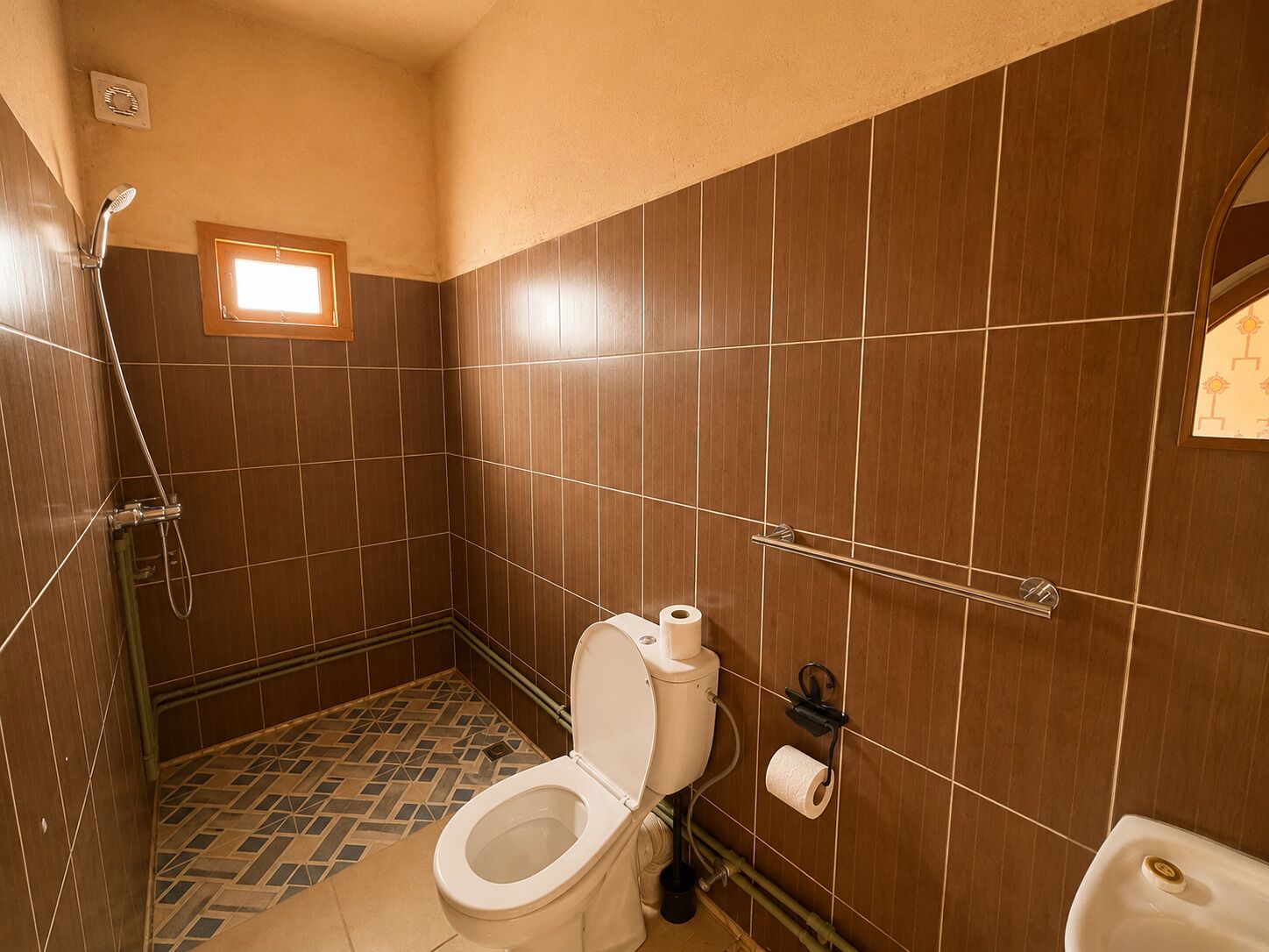Kamar Quadruple Klasik, pemandangan gunung | Kamar mandi