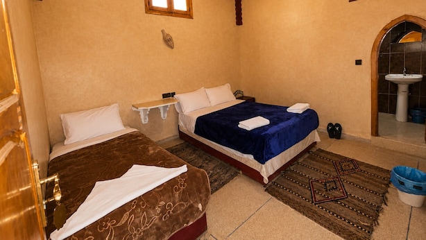 Economy Triple Room | WiFi (free)