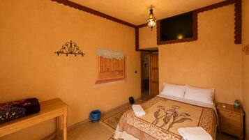 Classic Double Room, Balcony, Mountain View | WiFi (free)