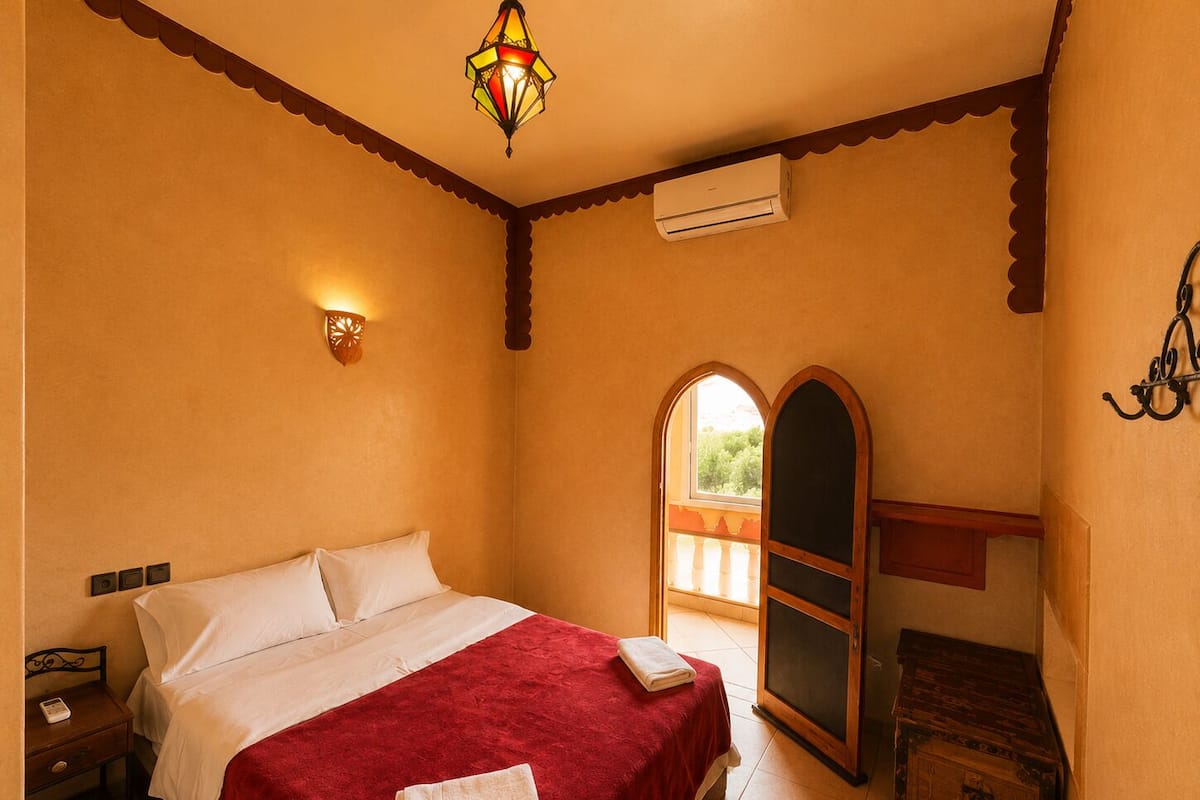 Classic Double Room, Balcony, Mountain View