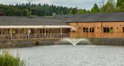Lochside Perthshire Lodge for 4