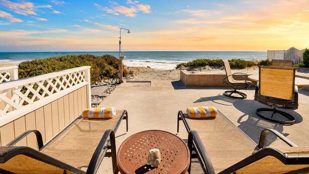 Terrace/patio - On The Sand, Endless Sunset Views, Perfect 4 Families! (Dana Point)