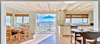 On The Sand, Perfect 4 Families, Endless Sunset Views!