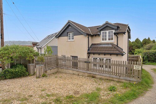 Charming Dorset Coach House for 6