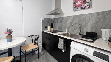 Fridge, microwave, stovetop, toaster