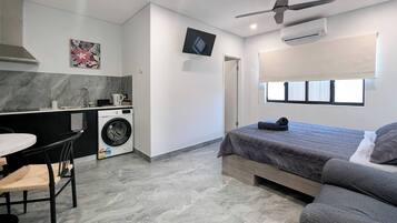 1 bedroom, iron/ironing board, free WiFi, bed sheets